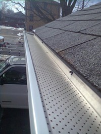 Eavestrough installation detail